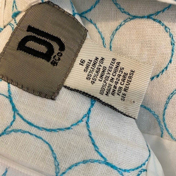 DJ&Co White Linen blend Belted Embroidered Skater Style Skirt Size 16 NWT - Picture 10 of 11